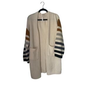 Oversized Cozy Cardigan S/M Cream Striped Sleeve Open Front